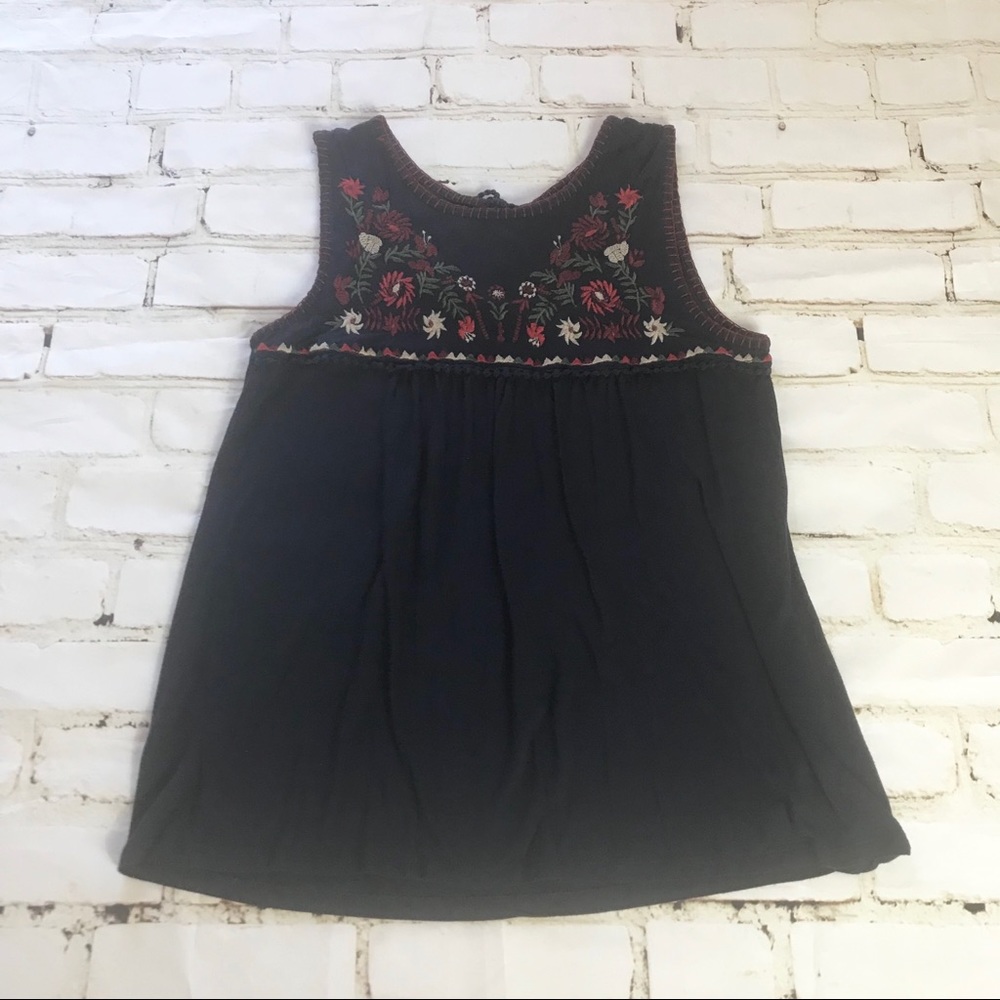 Navy blue embroidered sleeveless top size medium
